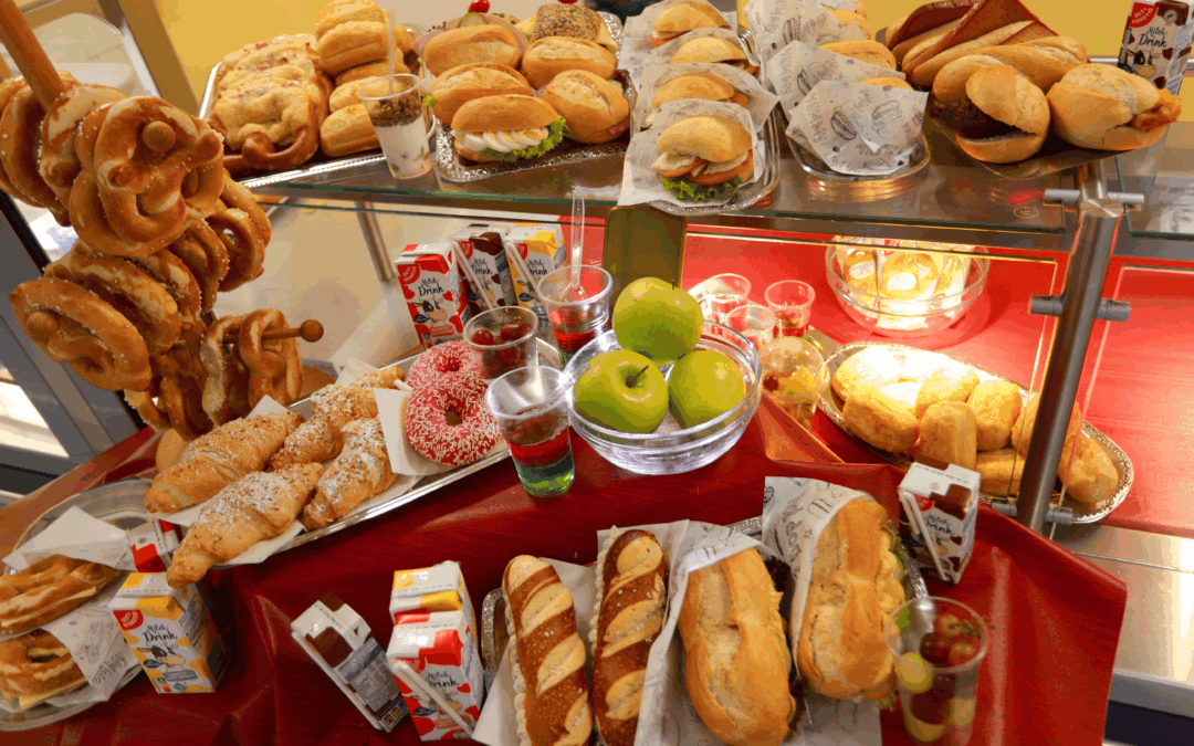 Wahlpflichtunterricht WP II – Jahrgangsstufe 9: Kreatives Kochen – „So isst die Welt“